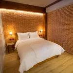 Apartament Roots Korcza